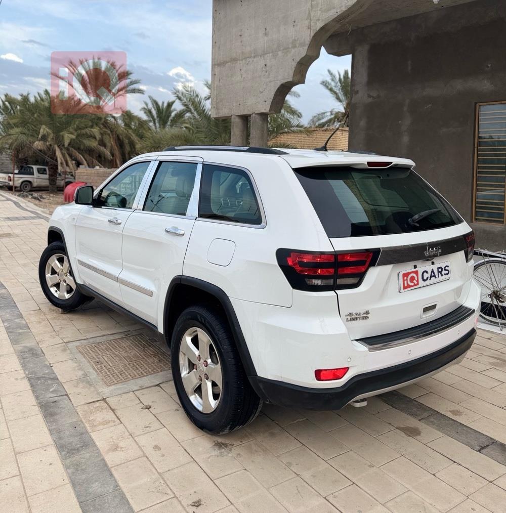 جيب جراند شيروكي